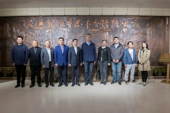 bwin必赢中国官网赴重庆访企拓岗、走访校友